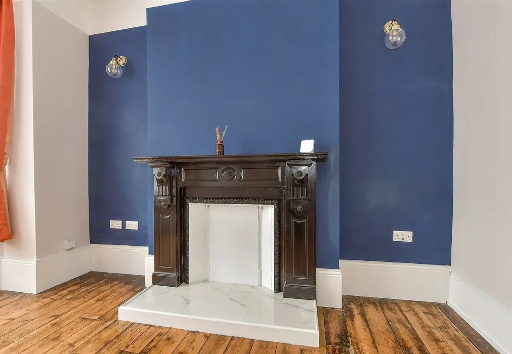 Internal Feature - Sea Street, Herne Bay, Kent - Wards of Kent