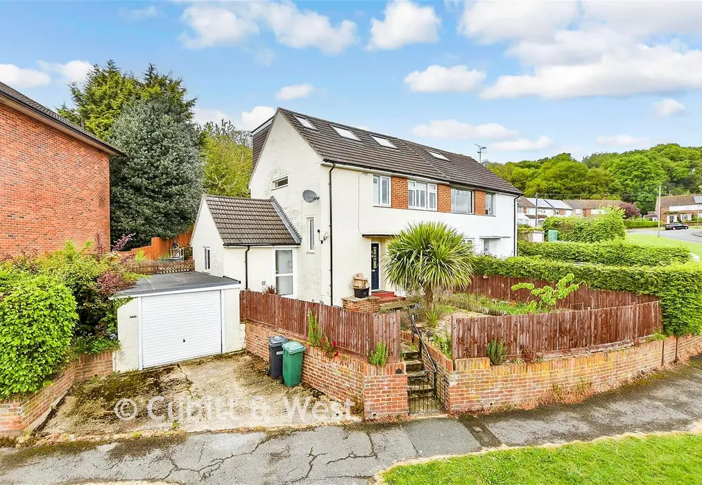 Front Web - Blackthorn Road, Reigate, Surrey - Wards of Kent