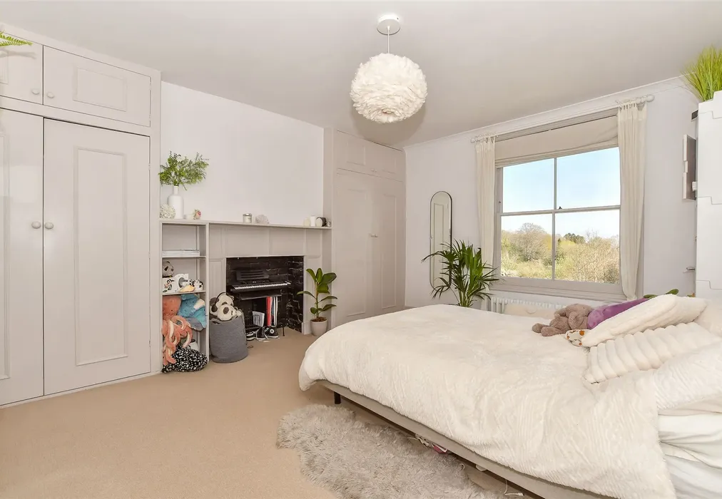 Bedroom 2 - Romford Road, Pembury, Tunbridge Wells, Kent - Wards of Kent