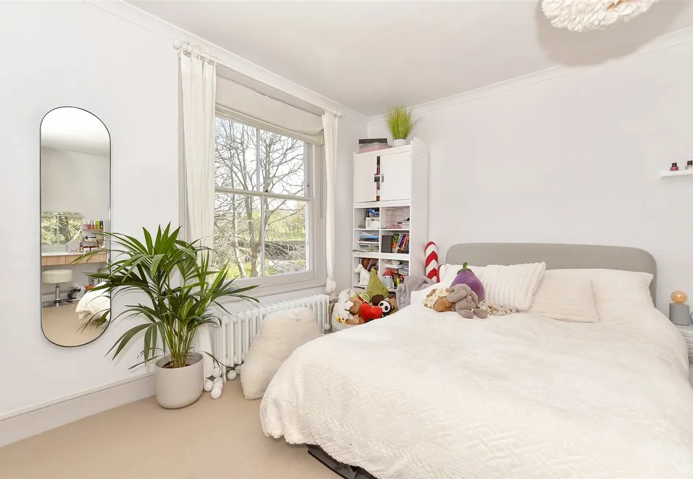 Bedroom 2 - Romford Road, Pembury, Tunbridge Wells, Kent - Wards of Kent