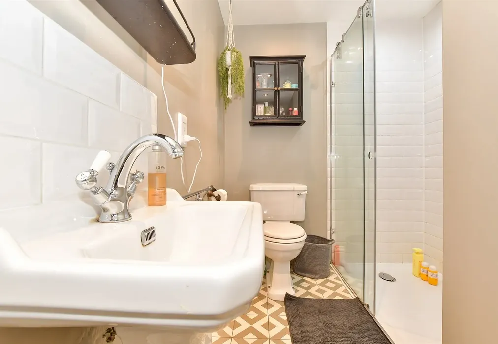 Shower Room - Romford Road, Pembury, Tunbridge Wells, Kent - Wards of Kent