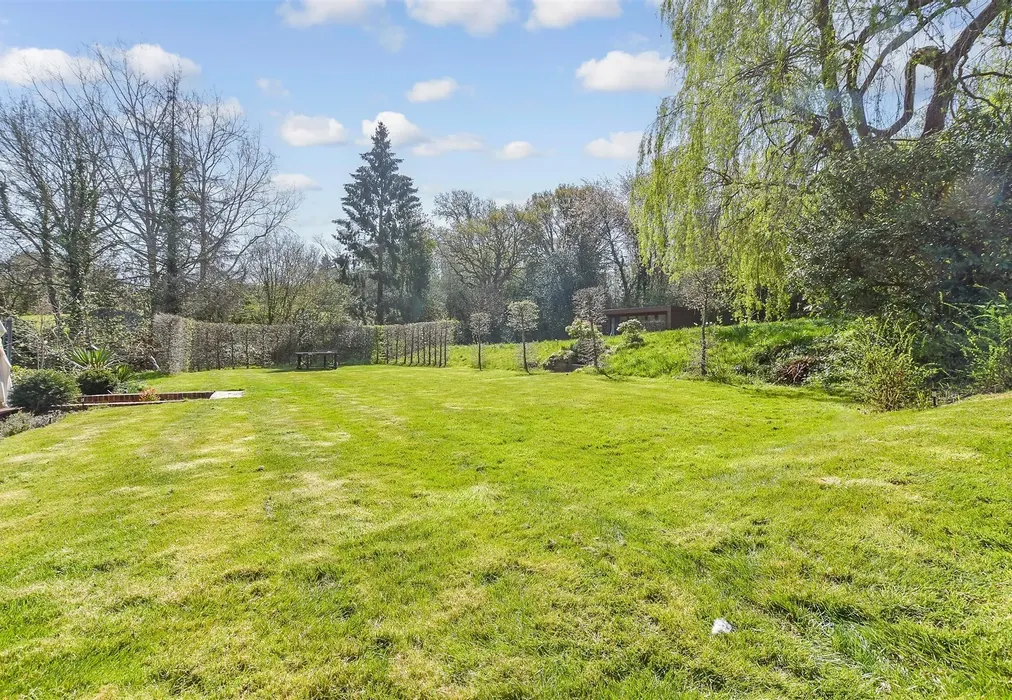 Rear Garden - Romford Road, Pembury, Tunbridge Wells, Kent - Wards of Kent