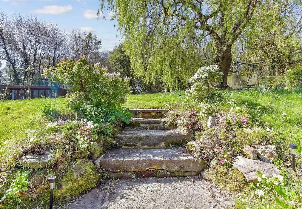 Rear Garden - Romford Road, Pembury, Tunbridge Wells, Kent - Wards of Kent