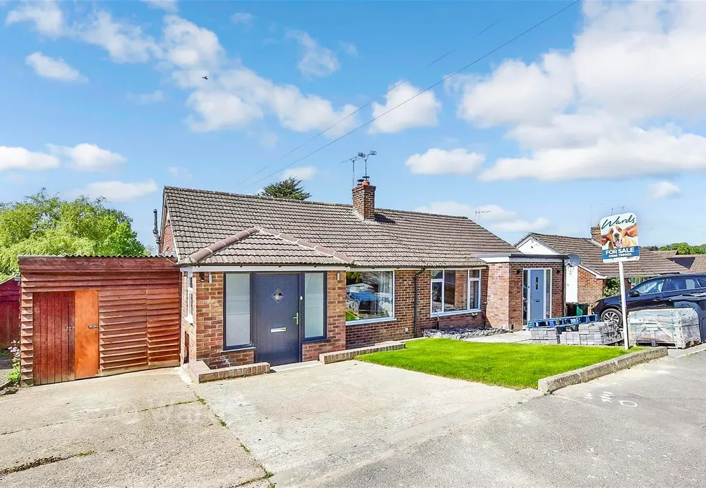 External (Brochure) - Wayside Avenue, Tenterden, Kent - Wards of Kent