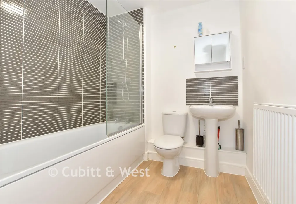Bathroom - Peckham Chase, Eastergate, Chichester, West Sussex - Wards of Kent