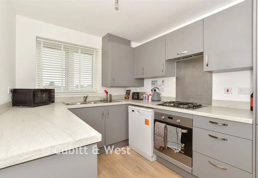 Kitchen - Peckham Chase, Eastergate, Chichester, West Sussex - Wards of Kent