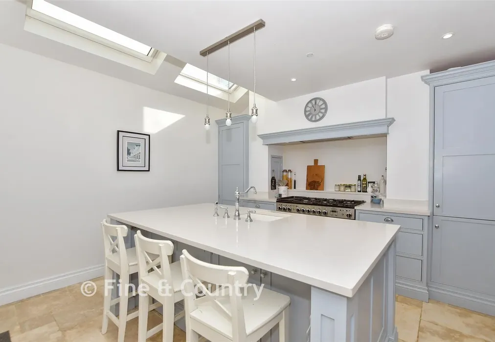 Kitchen - Poona Road, Tunbridge Wells, Kent - Wards of Kent
