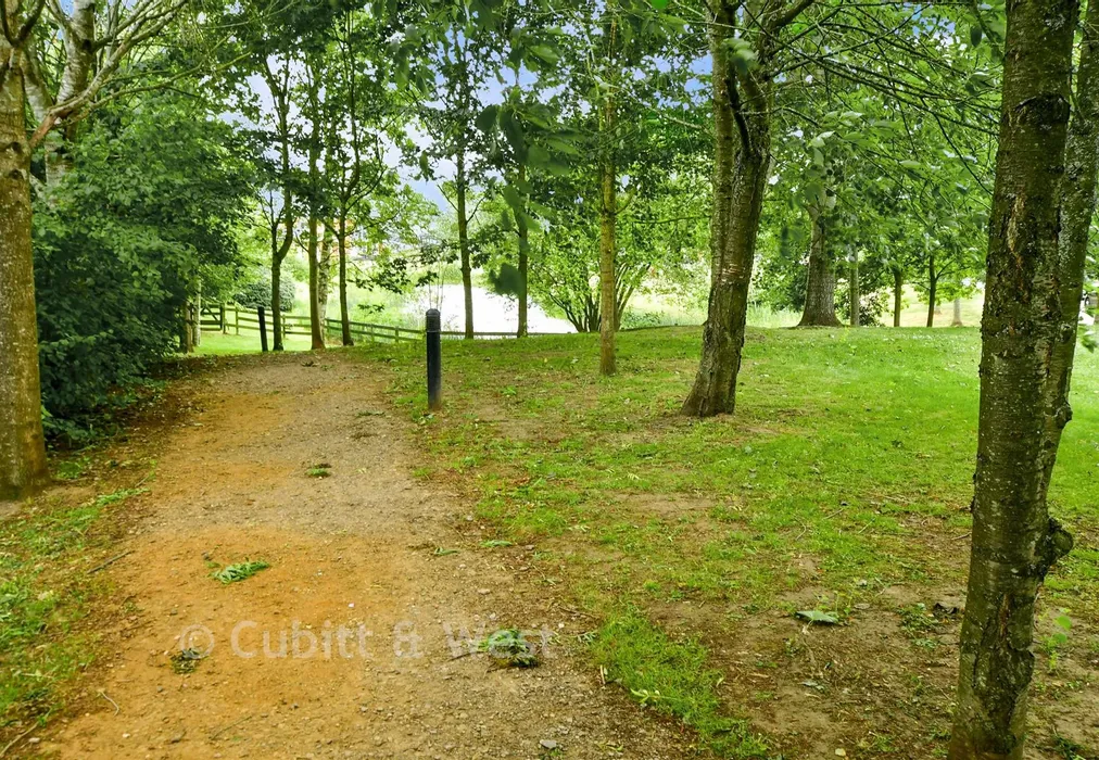 Surrounding Area - Yoxall Mews, Redhill, Surrey - Wards of Kent