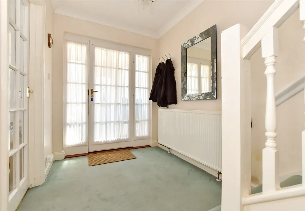 Entrance Hall - Westbrook Avenue, Margate, Kent - Wards of Kent