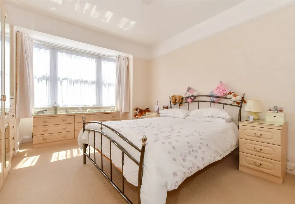Bedroom 1 - Westbrook Avenue, Margate, Kent - Wards of Kent