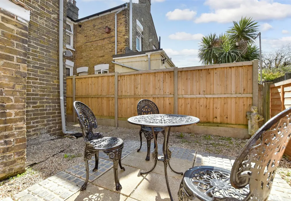 Rear Garden - Princes Street, Deal, Kent - Wards of Kent