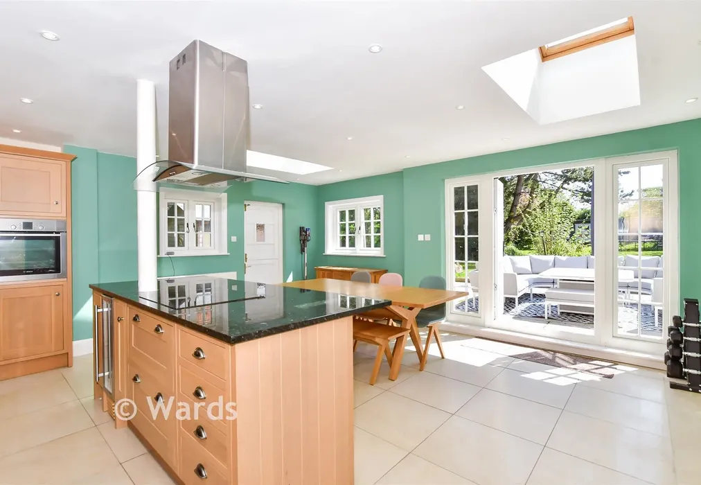 Kitchen/Diner - Pheasant Lane, Maidstone, Kent - Wards of Kent