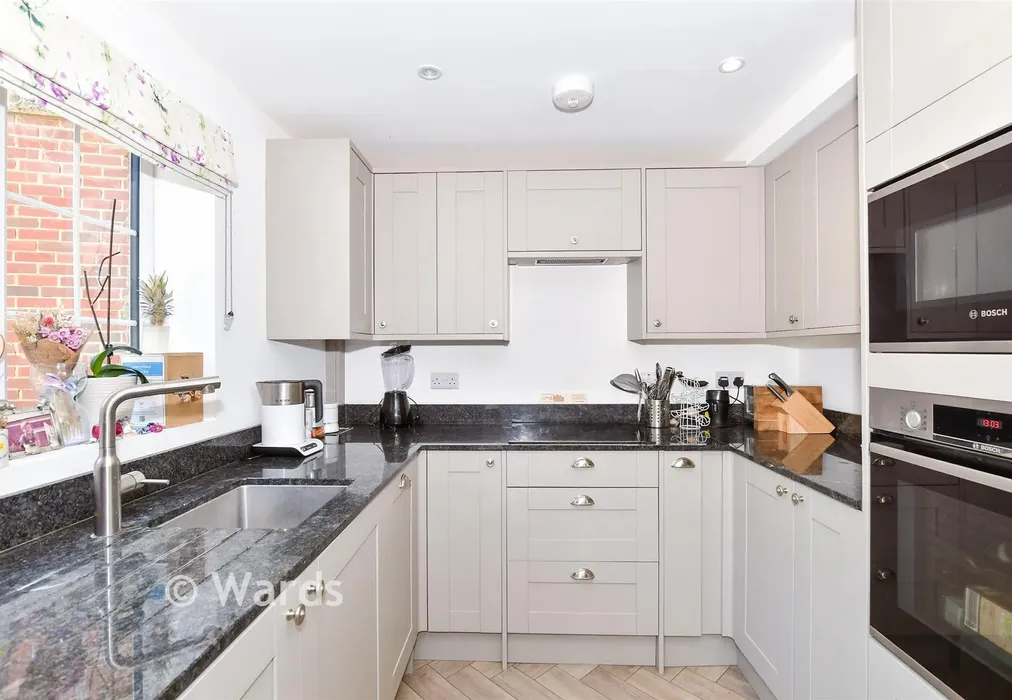 Annexe Kitchen - Pheasant Lane, Maidstone, Kent - Wards of Kent