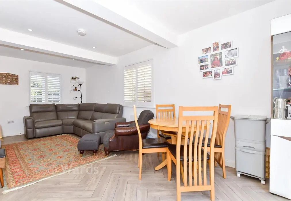 Annexe Lounge/Dining Area - Pheasant Lane, Maidstone, Kent - Wards of Kent