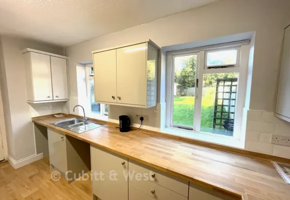 New Kitchena - Glebe Road, Cuckfield, Haywards Heath, West Sussex - Wards of Kent