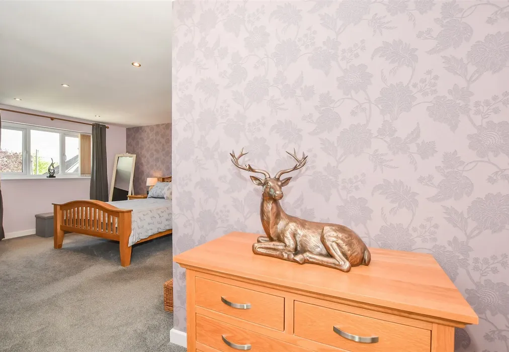 Bedroom 1 - Main Road, Sellindge, Ashford, Kent - Wards of Kent