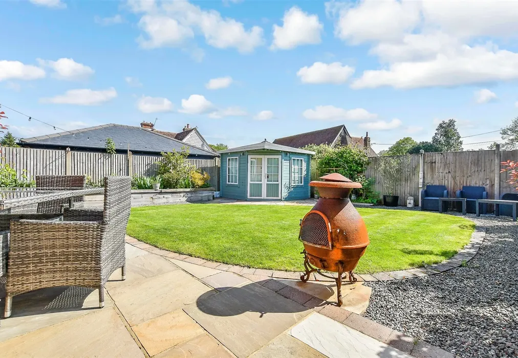 Rear Garden - Main Road, Sellindge, Ashford, Kent - Wards of Kent