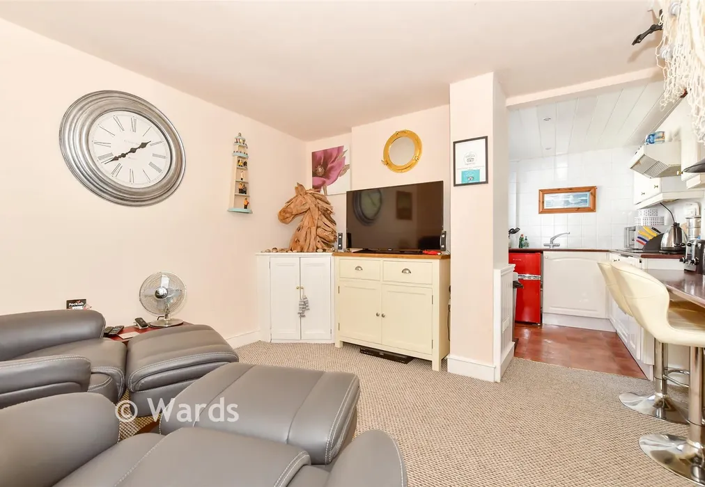 Lounge - Bridge Road, Deal, Kent - Wards of Kent