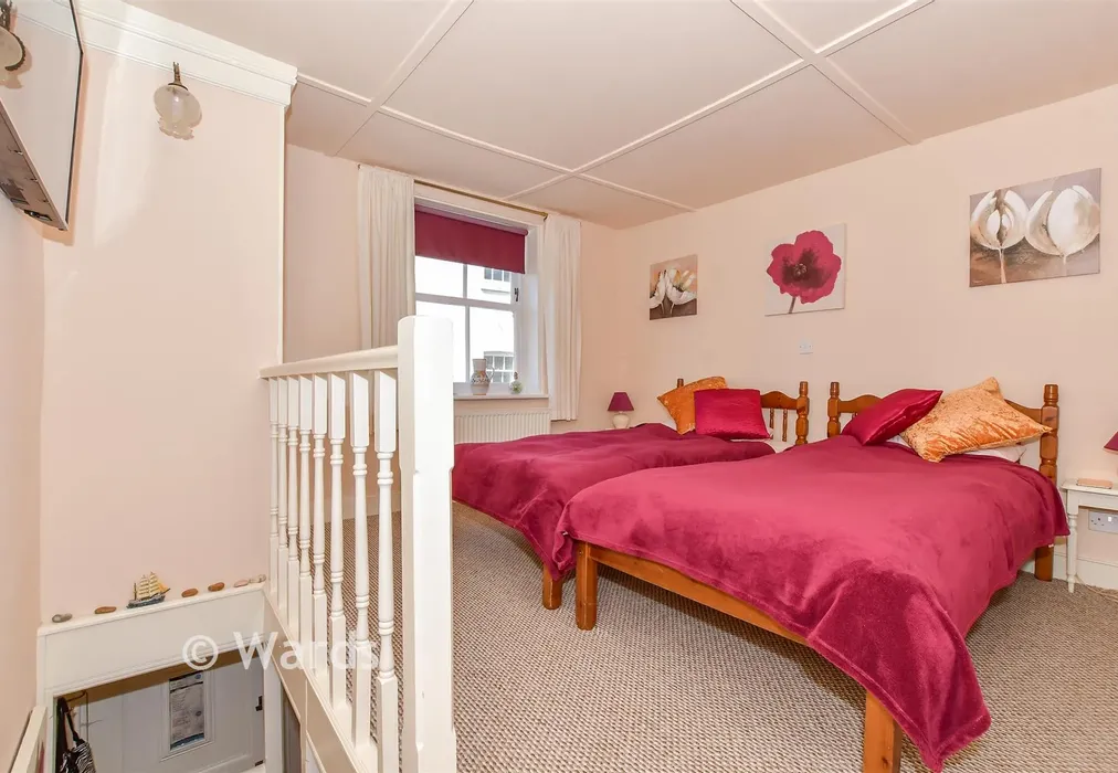 Bedroom - Bridge Road, Deal, Kent - Wards of Kent