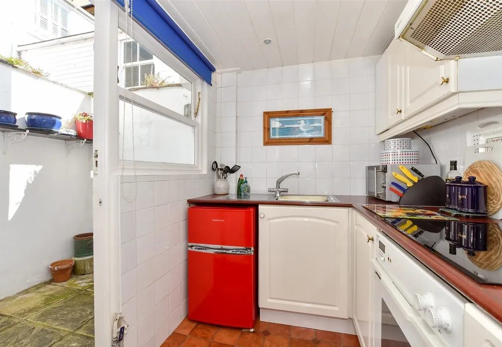 Internal Lifestyle Photograph - Bridge Road, Deal, Kent - Wards of Kent