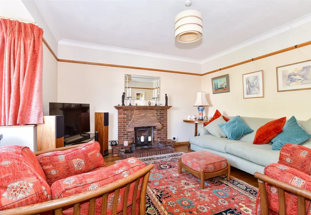 Lounge - Shirley Way, Bearsted, Maidstone, Kent - Wards of Kent