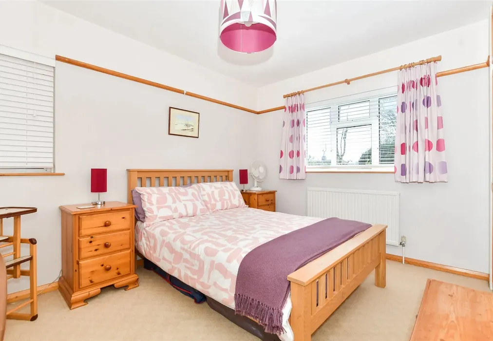 Bedroom 2 - Shirley Way, Bearsted, Maidstone, Kent - Wards of Kent