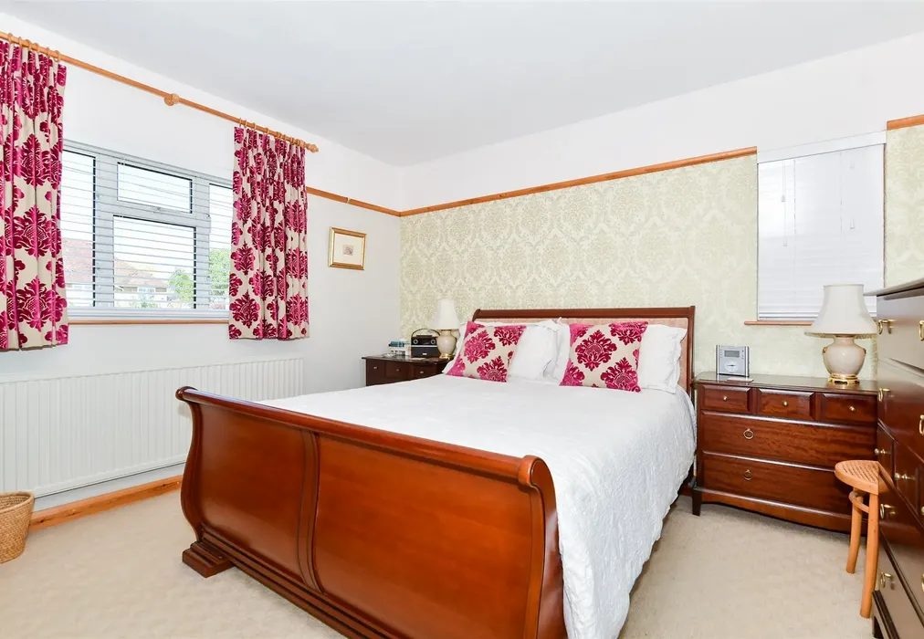 Bedroom 1 - Shirley Way, Bearsted, Maidstone, Kent - Wards of Kent