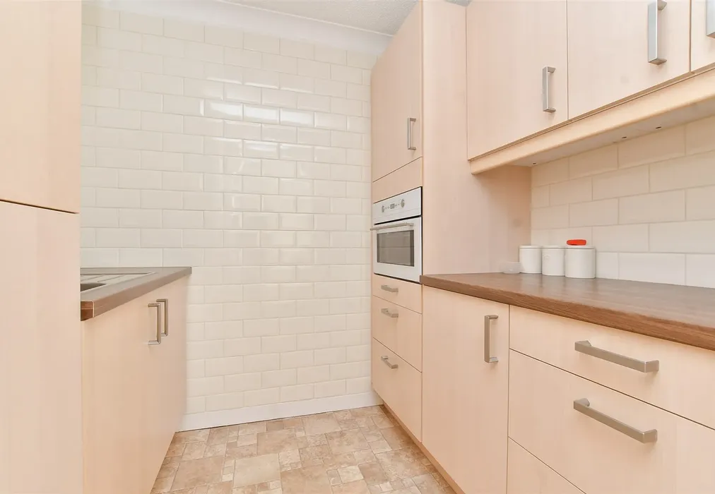 Kitchen - Cedar Road, Sutton, Surrey - Wards of Kent