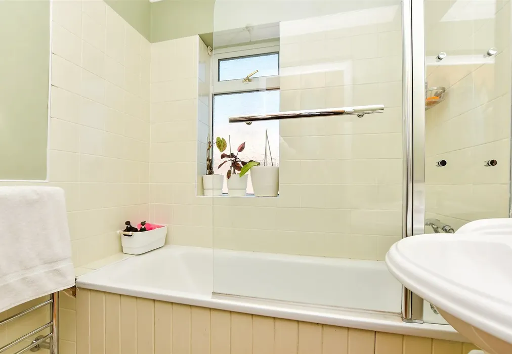 Bathroom - Jefferies, Horsted Keynes, West Sussex - Wards of Kent