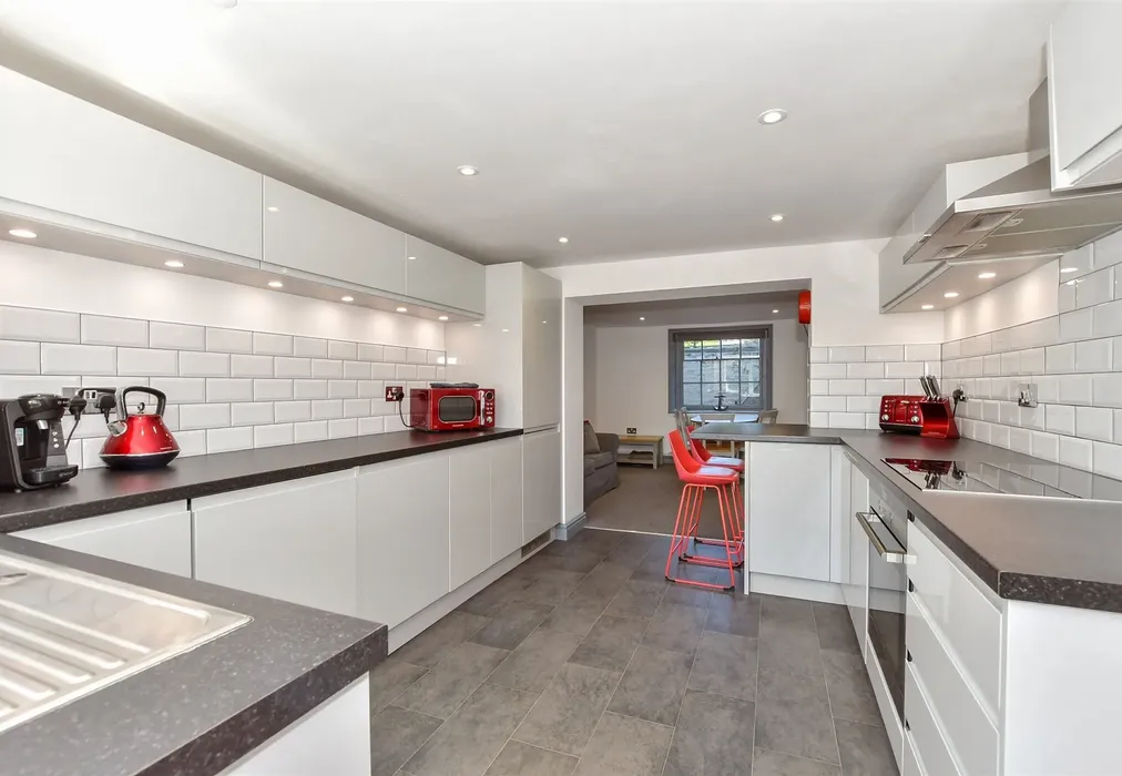 Kitchen - Trinity Square, Margate, Kent - Wards of Kent