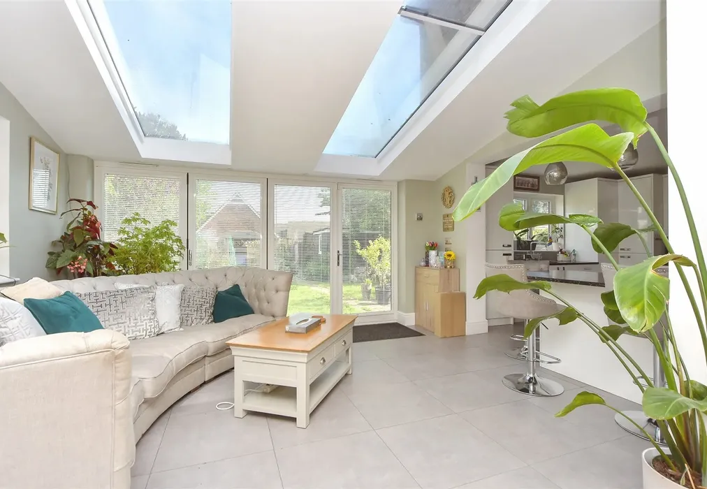 Sun Room Area - London Road, Sittingbourne, Kent - Wards of Kent