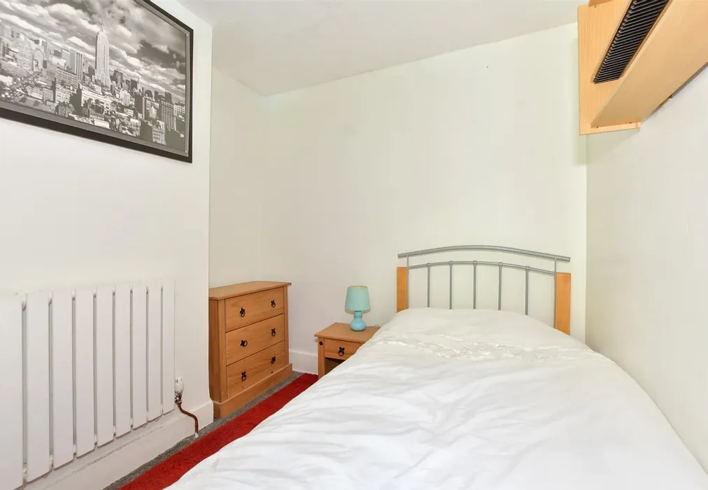 Bedroom 4 - St. John's Street, Folkestone, Kent - Wards of Kent