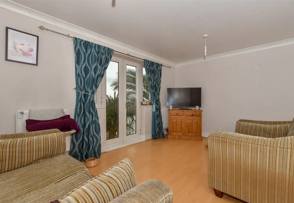 Lounge - Waterside Lane, Gillingham, Kent - Wards of Kent