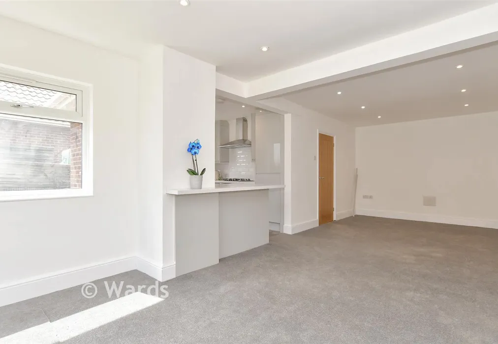 Lounge/Dining Area - Neal Road, West Kingsdown, Sevenoaks, Kent - Wards of Kent