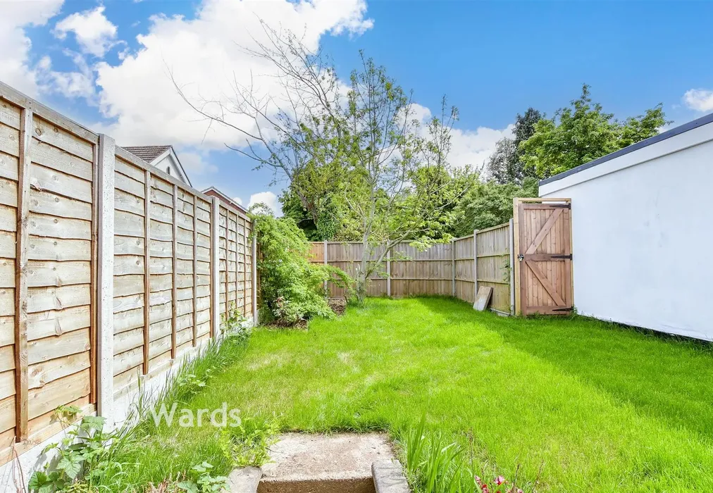 Rear Garden - Neal Road, West Kingsdown, Sevenoaks, Kent - Wards of Kent