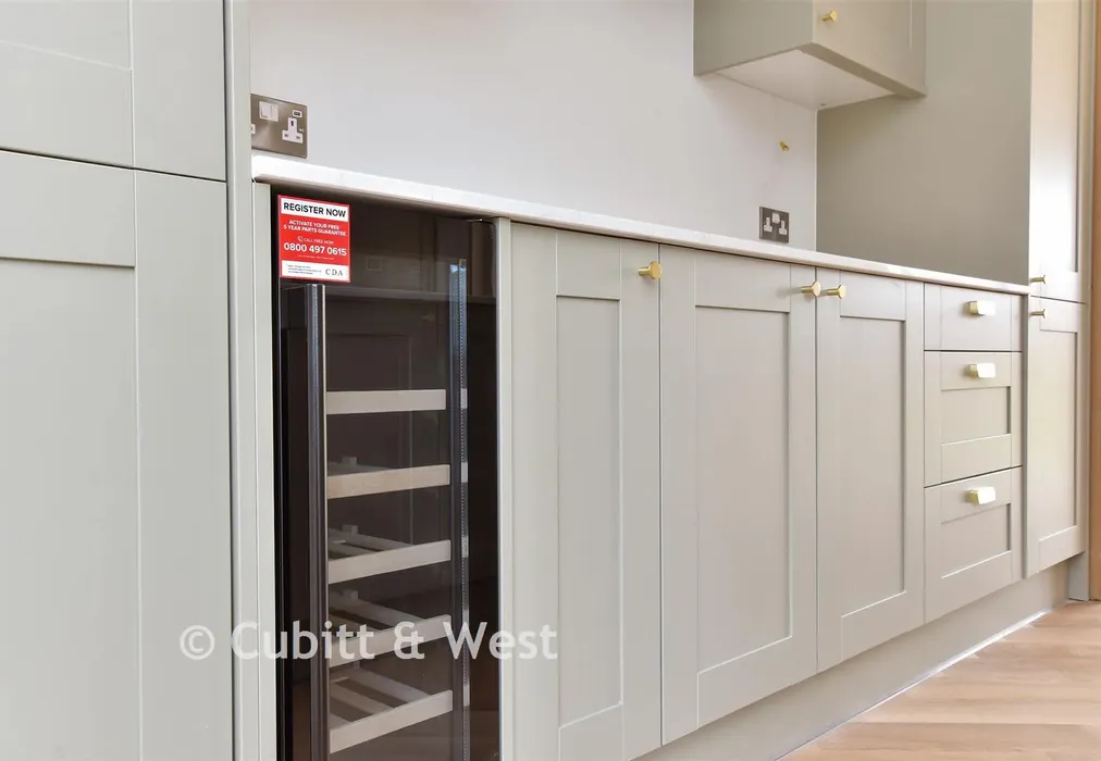 Internal Lifestyle Photograph - The Orchards, Primrose Drive, Ridgewood, Uckfield, East Sussex - Wards of Kent