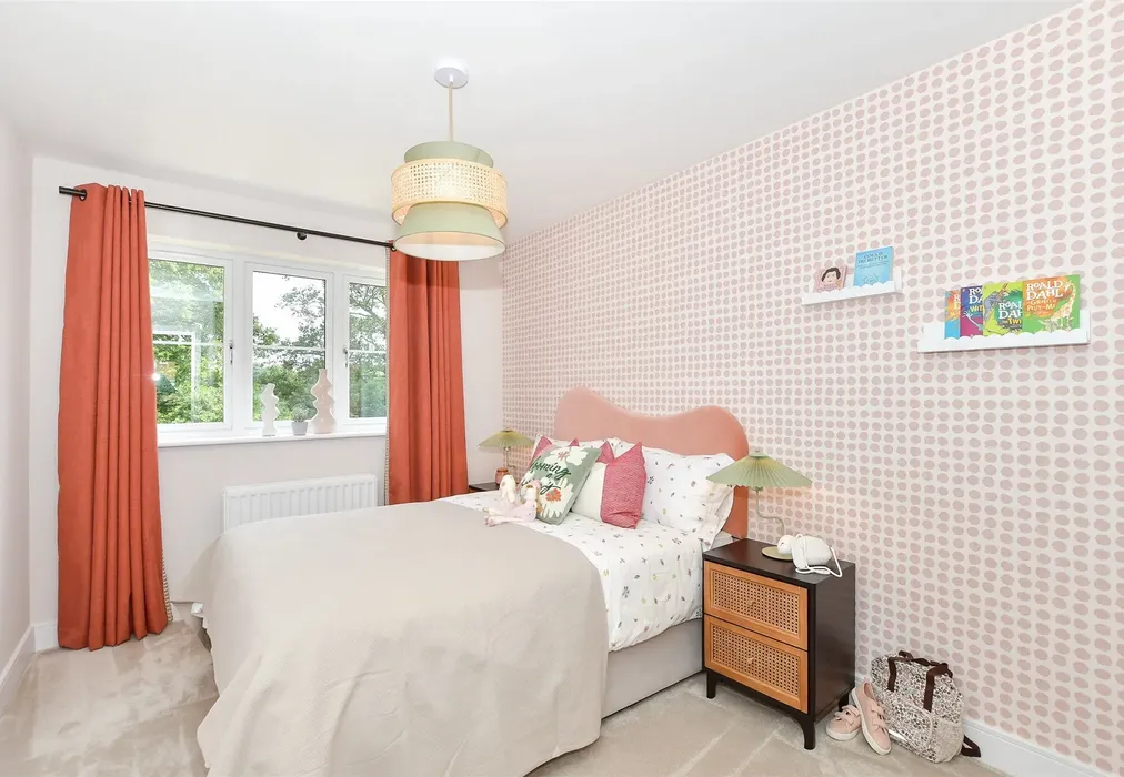 Bedroom 3 - Willowhurst, Temple Gate, Burgess Hill, West Sussex - Wards of Kent