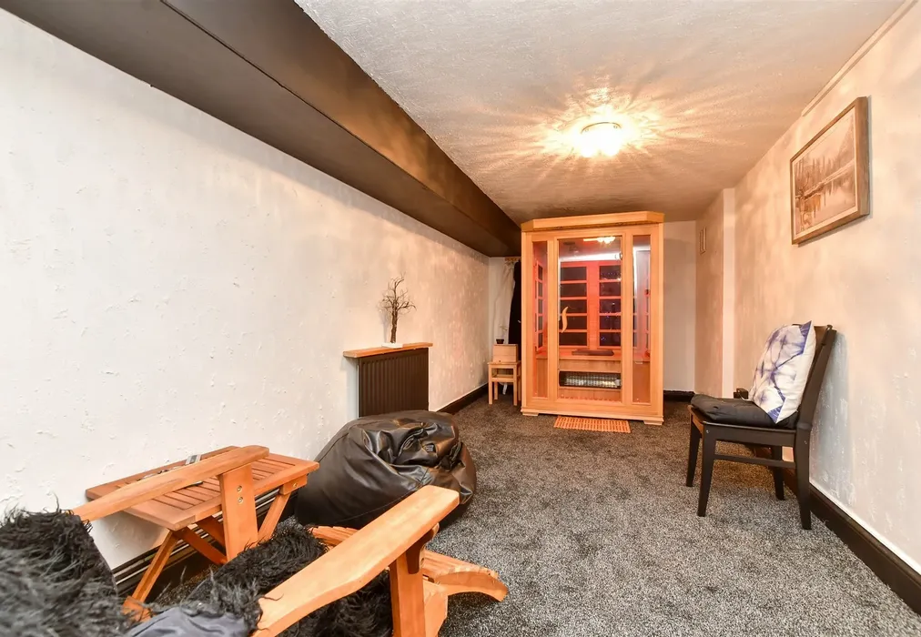 Sauna - Camborne Road, South Sutton, Surrey - Wards of Kent