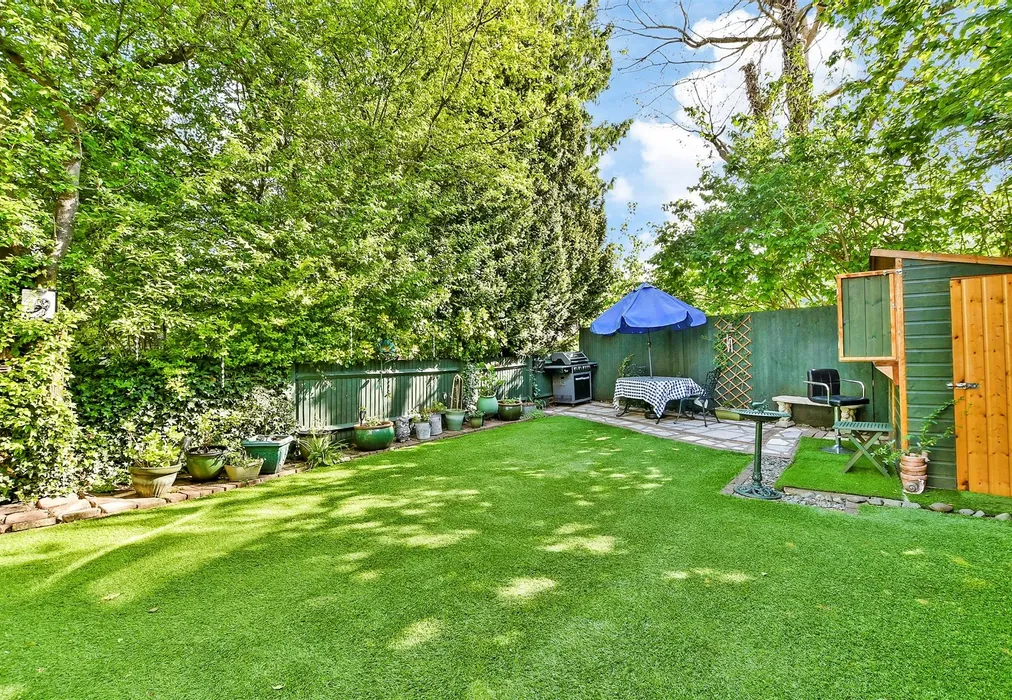 Rear Garden - Camborne Road, South Sutton, Surrey - Wards of Kent