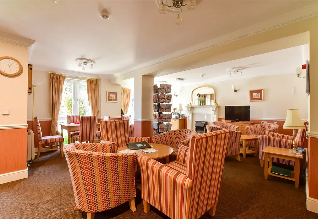 Internal Feature - Linkfield Lane, Redhill, Surrey - Wards of Kent