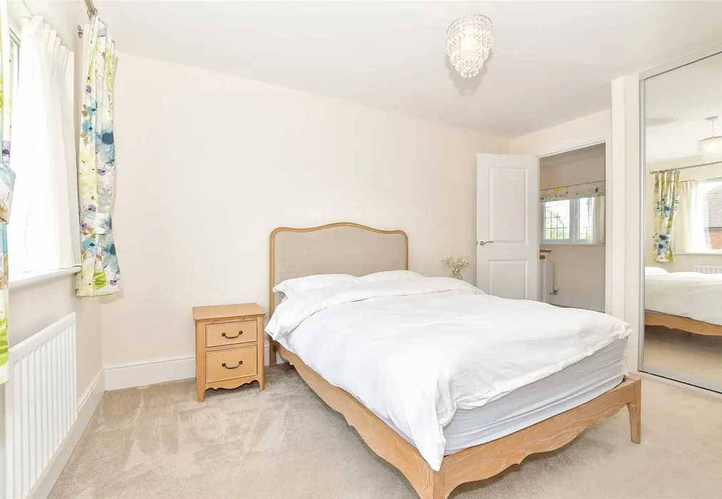 Bedroom 2 - Archer Road, Marden, Tonbridge, Kent - Wards of Kent