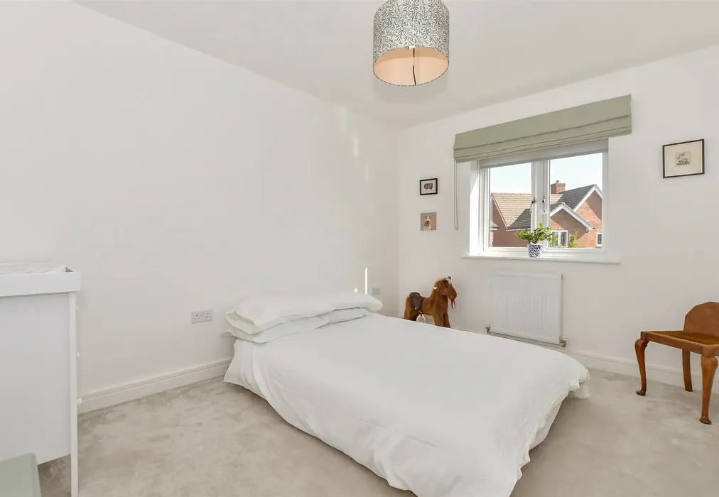 Bedroom 2 - Seymour Drive, Marden, Tonbridge, Kent - Wards of Kent