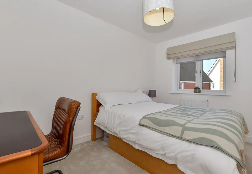 Bedroom 3 - Seymour Drive, Marden, Tonbridge, Kent - Wards of Kent