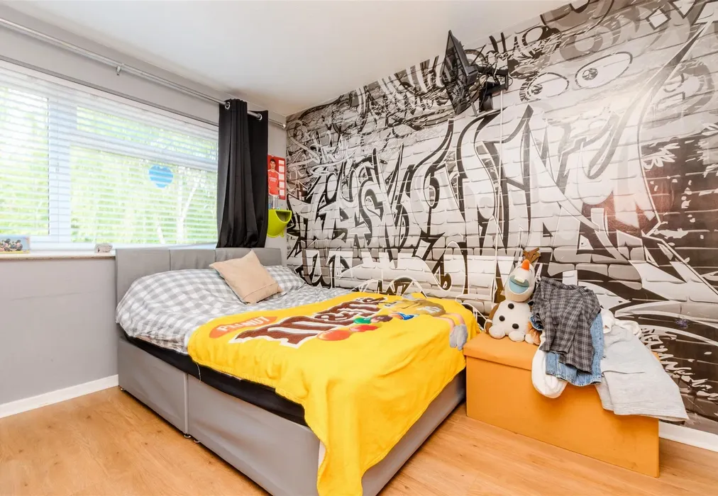 Bedroom 2 - Churchside, Vigo, Kent - Wards of Kent