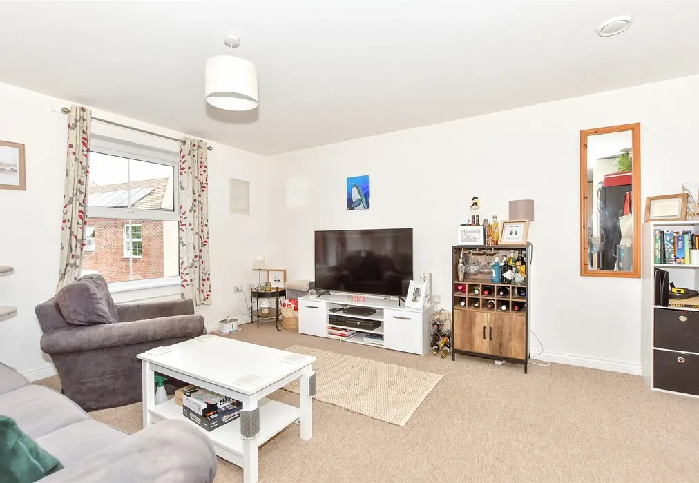 Lounge/Kitchen/Dining - The Halt, Hambrook, Chichester, West Sussex - Wards of Kent