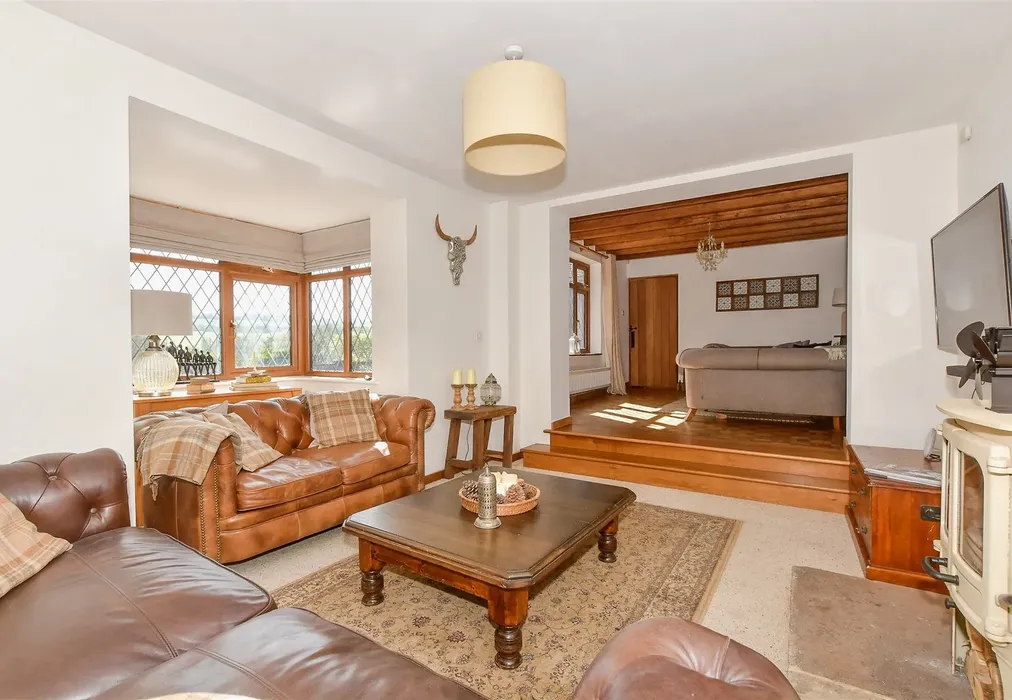 Snug - The Street, petham, Canterbury, Kent - Wards of Kent