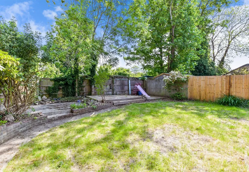 Rear Garden - New Hythe Lane, Larkfield, Kent - Wards of Kent