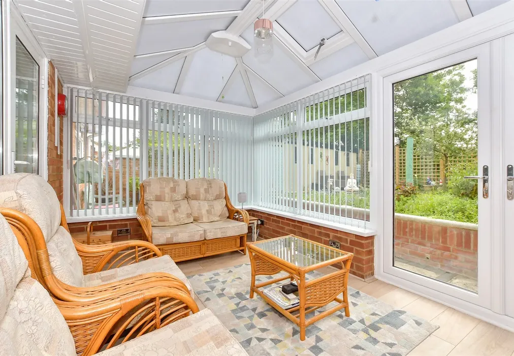 Conservatory - Rosemary Avenue, Minster-On-Sea, Sheerness, Kent - Wards of Kent