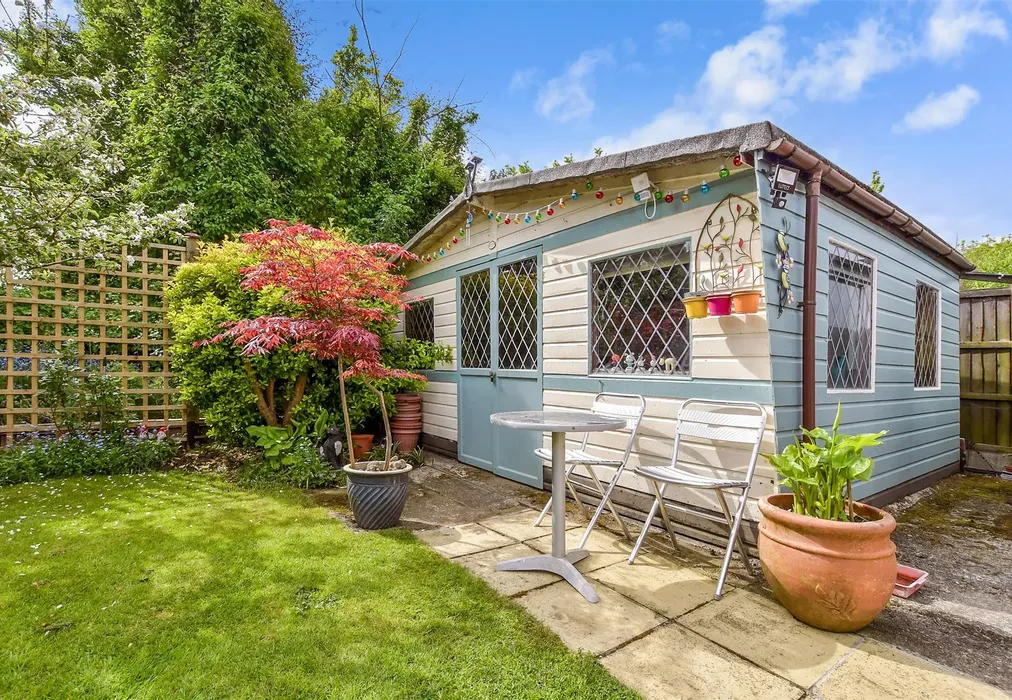 Workshop/Outbuildings - Rosemary Avenue, Minster-On-Sea, Sheerness, Kent - Wards of Kent