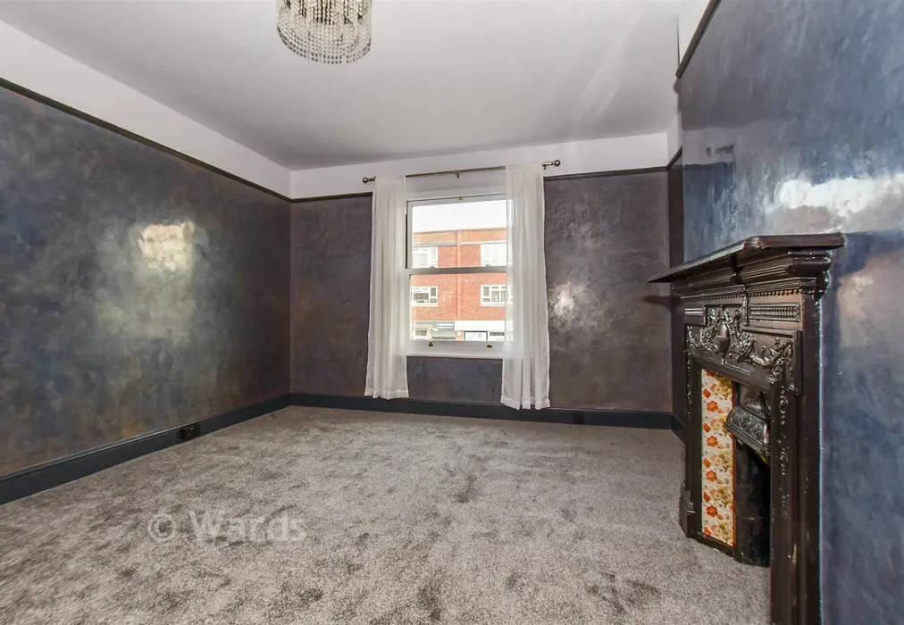 Bedroom 1 - Commercial Road, Paddock Wood, Tonbridge, Kent - Wards of Kent